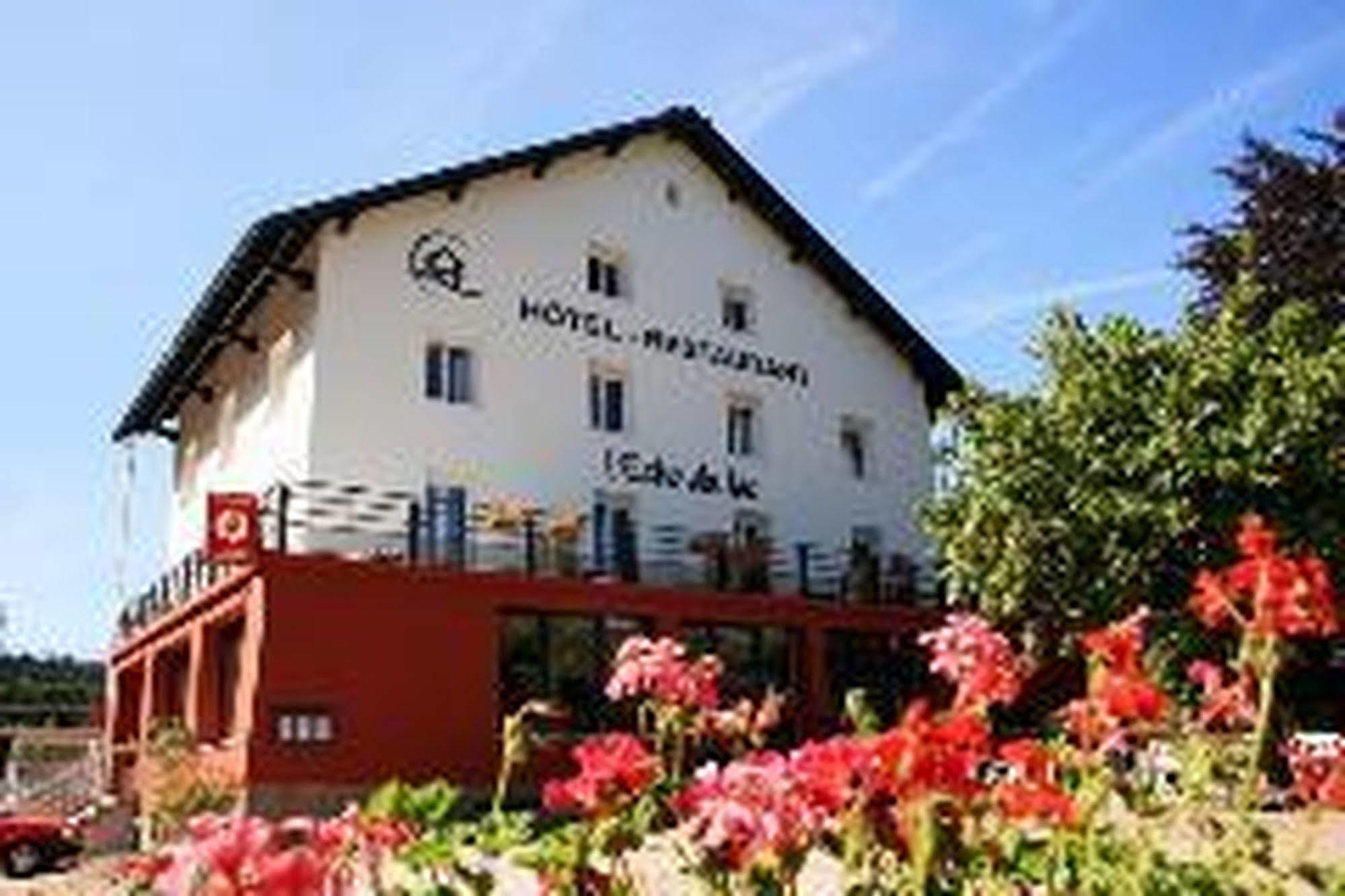 Hotel Restaurant L Echo Du Lac Gérardmer Esterno foto