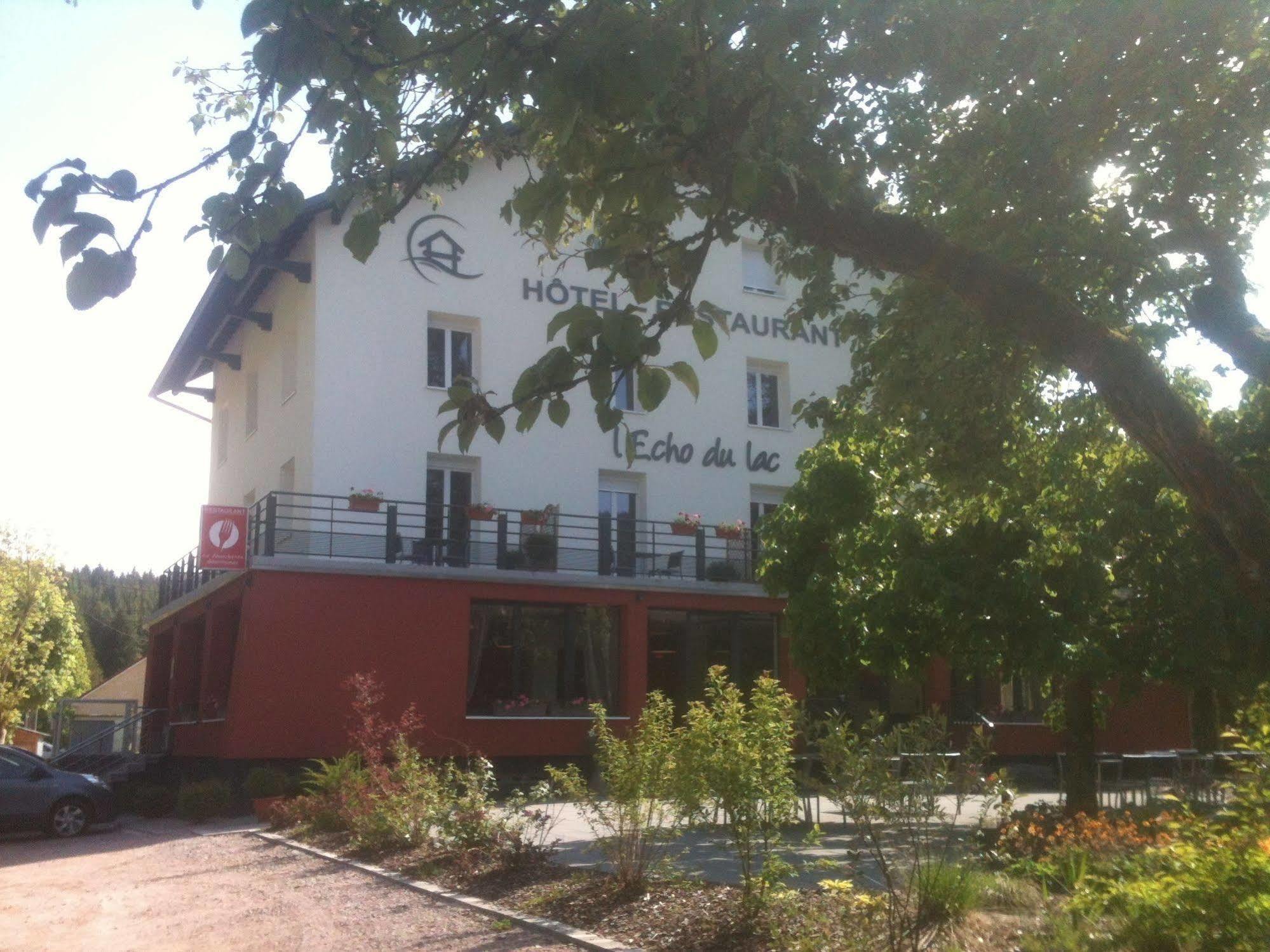 Hotel Restaurant L Echo Du Lac Gérardmer Esterno foto